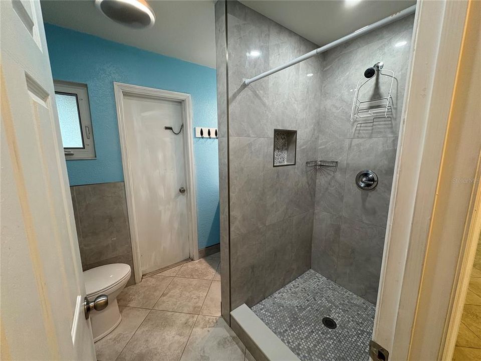 For Sale: $499,000 (3 beds, 2 baths, 1782 Square Feet)