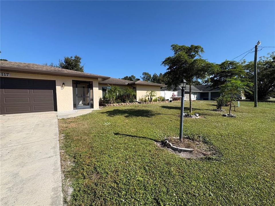 For Sale: $499,000 (3 beds, 2 baths, 1782 Square Feet)