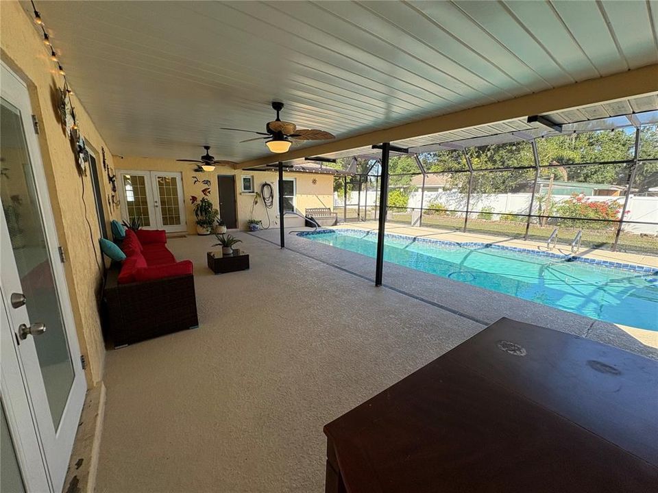 For Sale: $499,000 (3 beds, 2 baths, 1782 Square Feet)