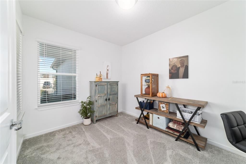 待售: $339,900 (2 贝兹, 2 浴室, 1433 平方英尺)