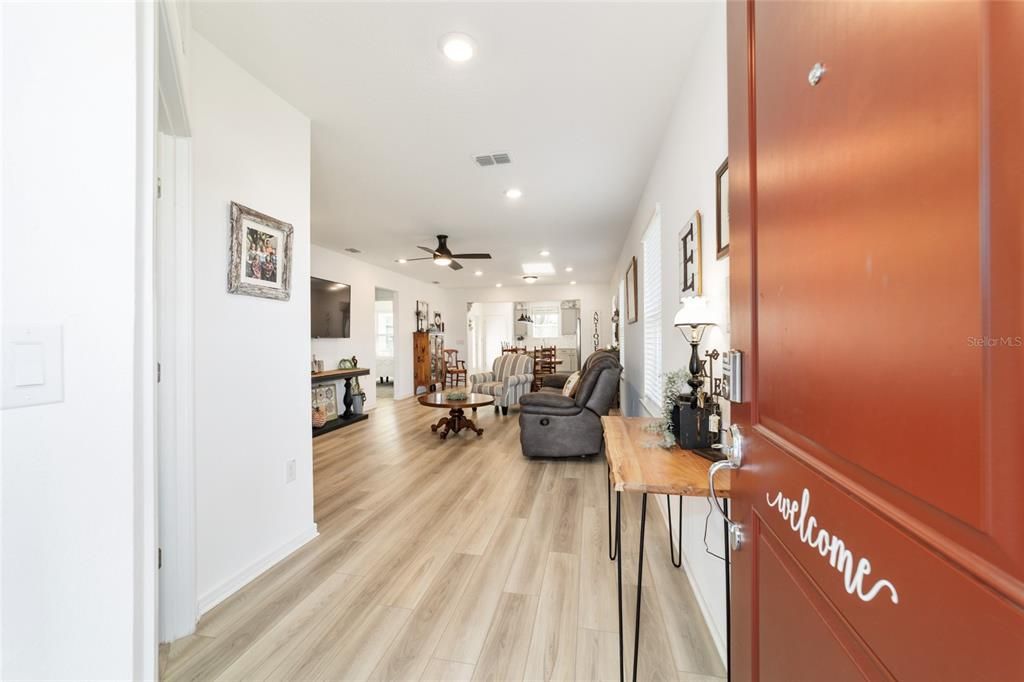 待售: $339,900 (2 贝兹, 2 浴室, 1433 平方英尺)