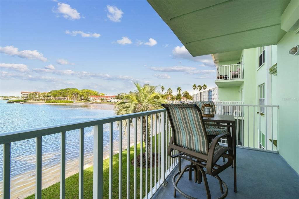 На продажу: $367,500 (1 спален, 1 ванн, 704 Квадратных фут)