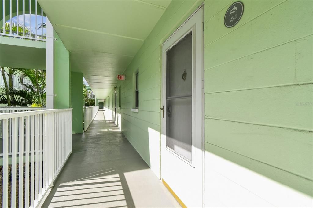 На продажу: $367,500 (1 спален, 1 ванн, 704 Квадратных фут)