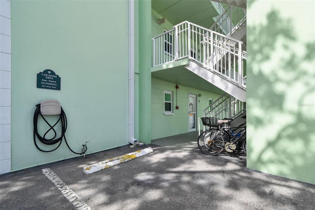 На продажу: $367,500 (1 спален, 1 ванн, 704 Квадратных фут)