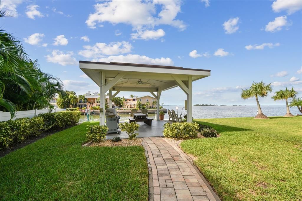 На продажу: $367,500 (1 спален, 1 ванн, 704 Квадратных фут)