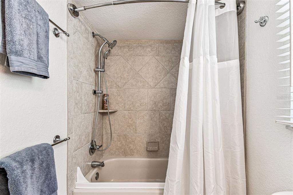 На продажу: $367,500 (1 спален, 1 ванн, 704 Квадратных фут)