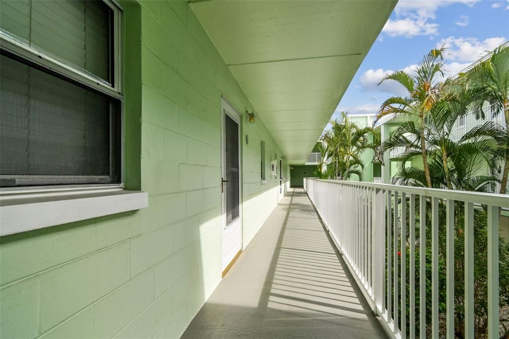 На продажу: $367,500 (1 спален, 1 ванн, 704 Квадратных фут)