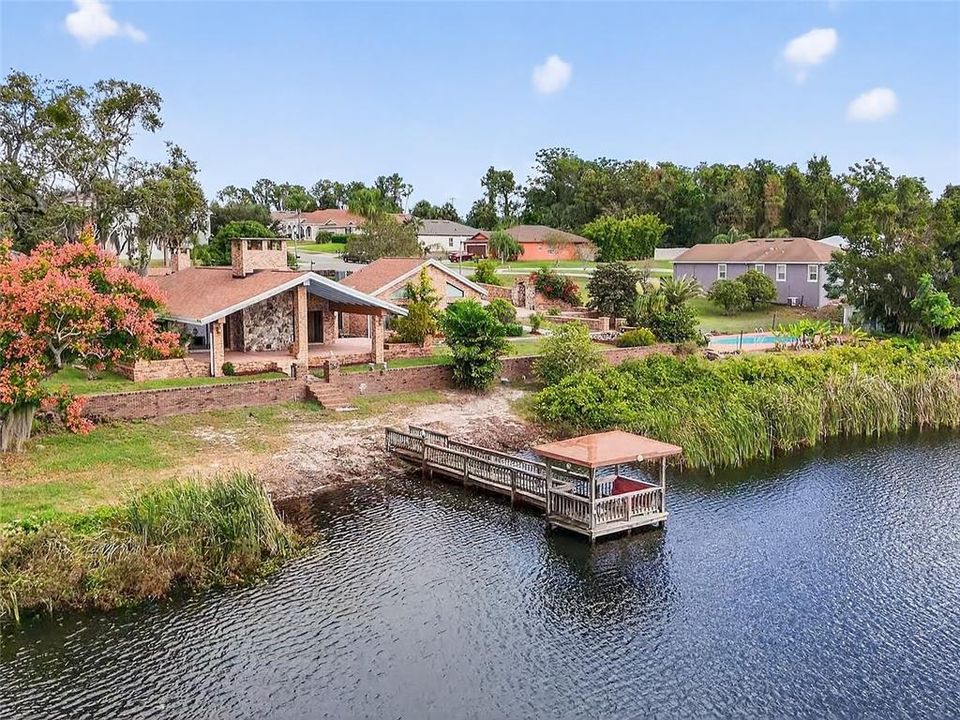 For Sale: $925,000 (4 beds, 5 baths, 7206 Square Feet)