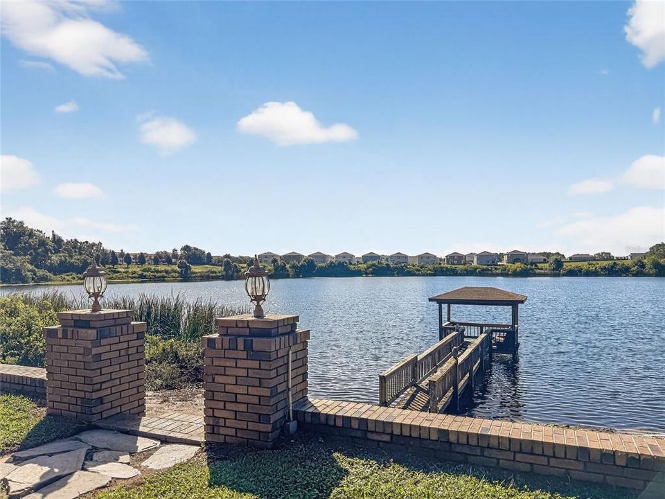 For Sale: $925,000 (4 beds, 5 baths, 7206 Square Feet)