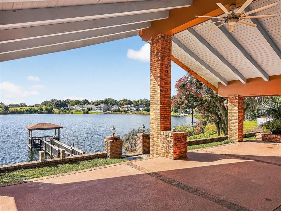 For Sale: $925,000 (4 beds, 5 baths, 7206 Square Feet)