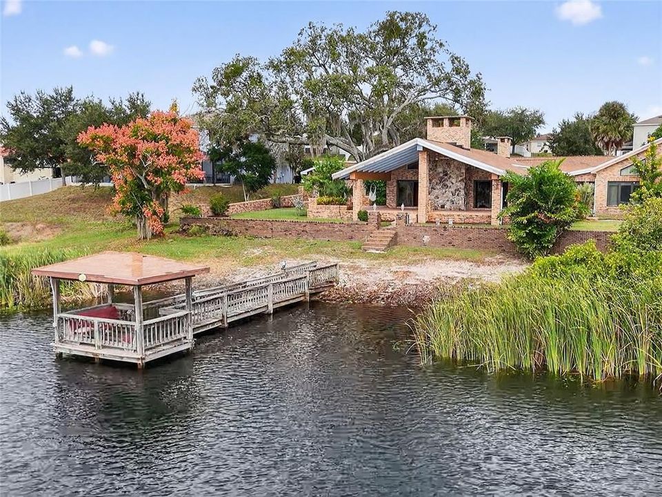 For Sale: $925,000 (4 beds, 5 baths, 7206 Square Feet)