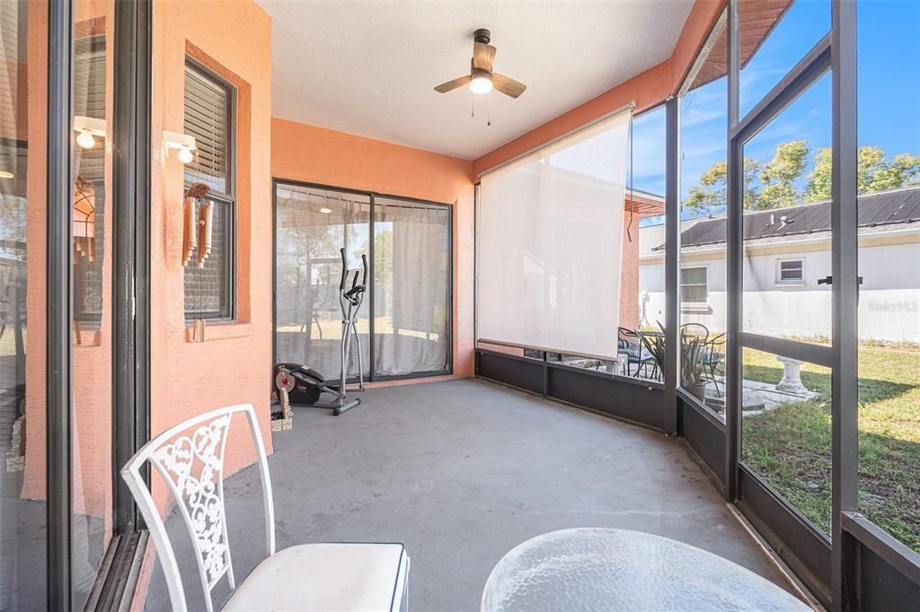 For Sale: $325,000 (3 beds, 3 baths, 1952 Square Feet)