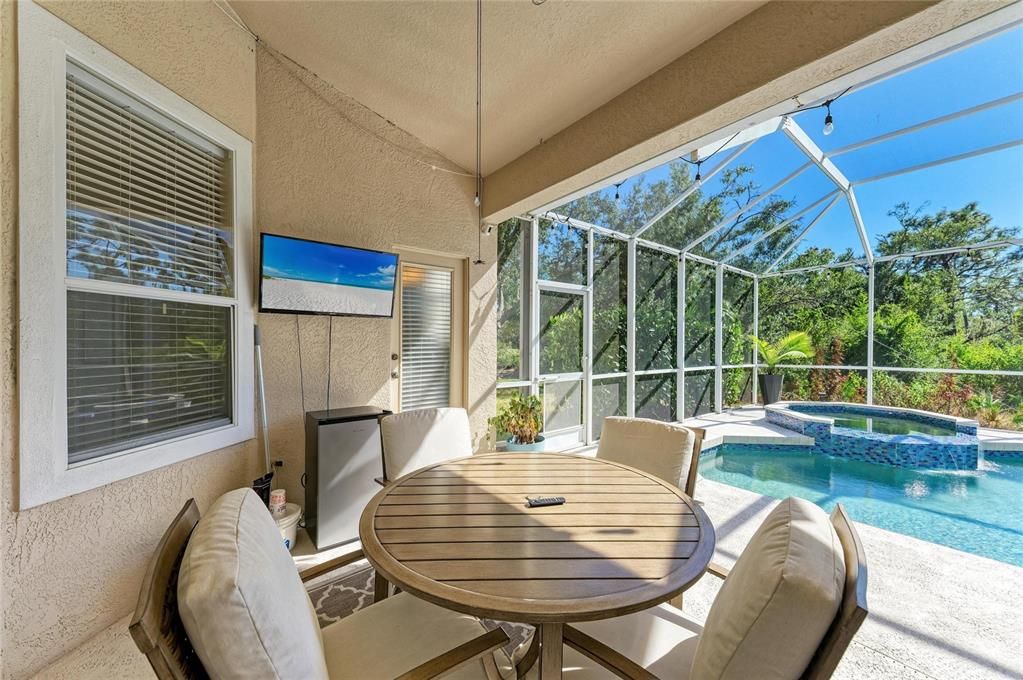 For Sale: $699,000 (3 beds, 3 baths, 2601 Square Feet)