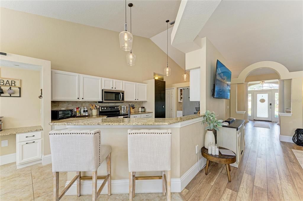 For Sale: $699,000 (3 beds, 3 baths, 2601 Square Feet)