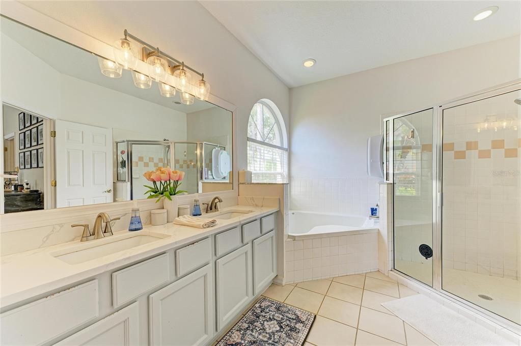 For Sale: $699,000 (3 beds, 3 baths, 2601 Square Feet)