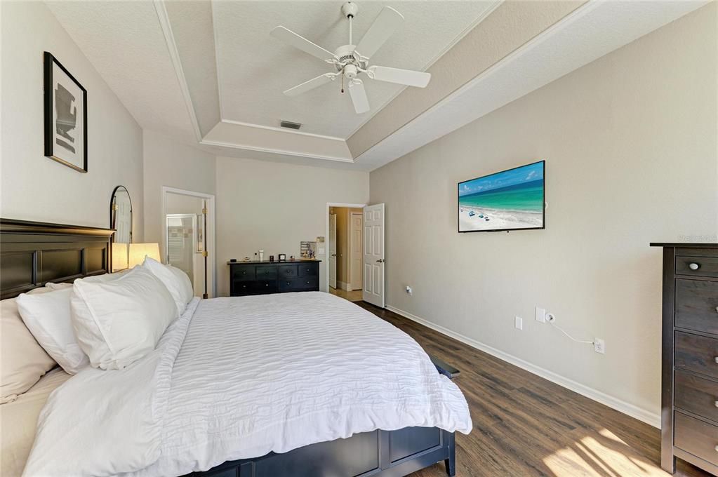 For Sale: $699,000 (3 beds, 3 baths, 2601 Square Feet)