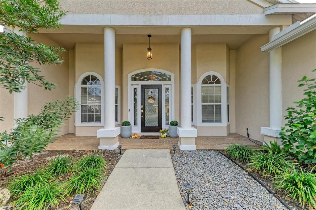 For Sale: $699,000 (3 beds, 3 baths, 2601 Square Feet)