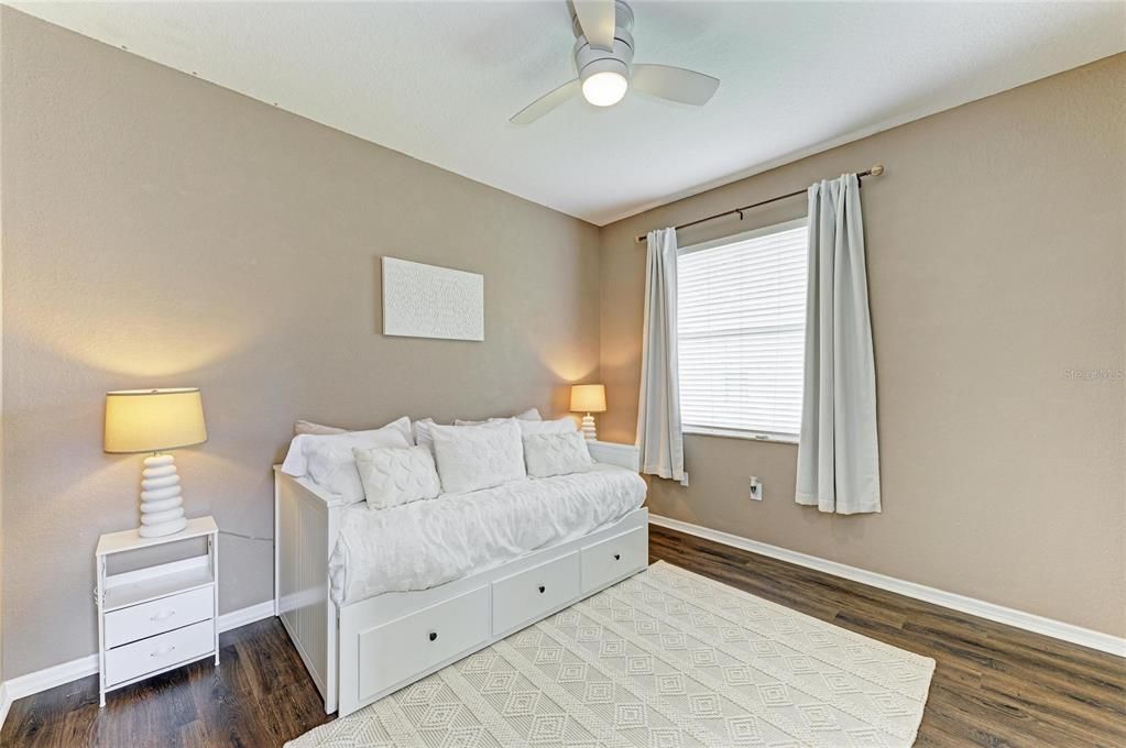 For Sale: $699,000 (3 beds, 3 baths, 2601 Square Feet)