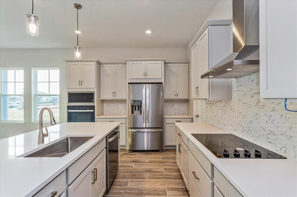 待售: $844,244 (3 贝兹, 2 浴室, 2432 平方英尺)