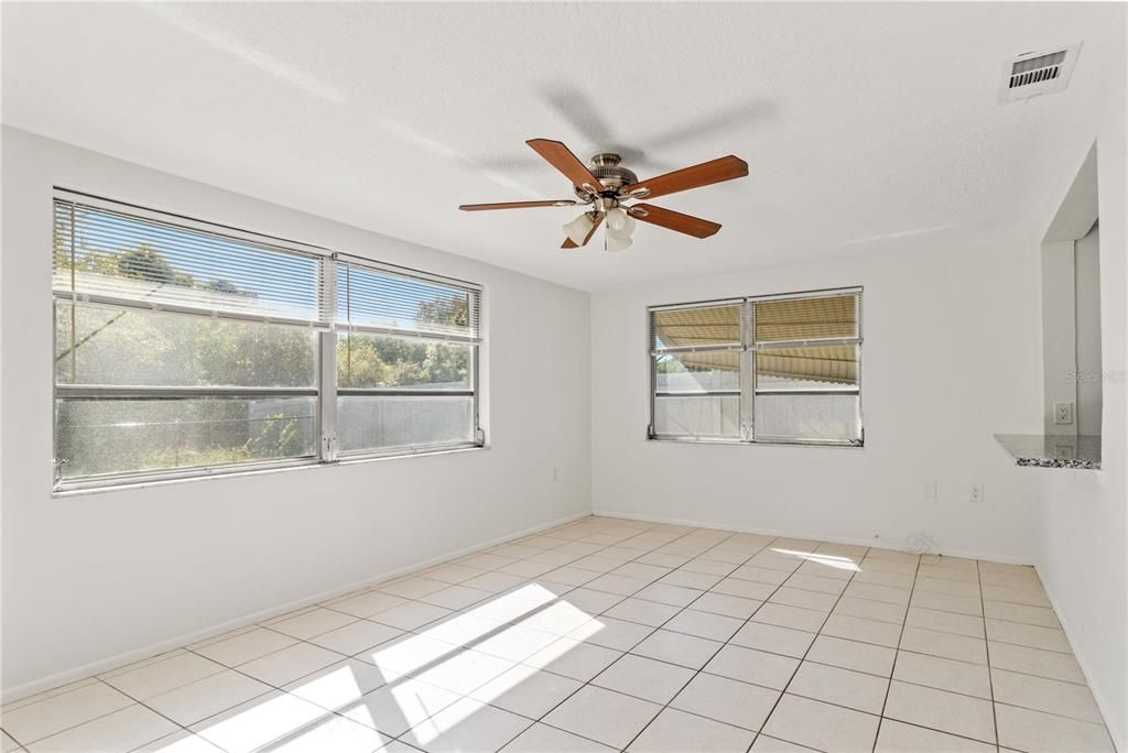 For Rent: $1,750 (2 beds, 2 baths, 1259 Square Feet)