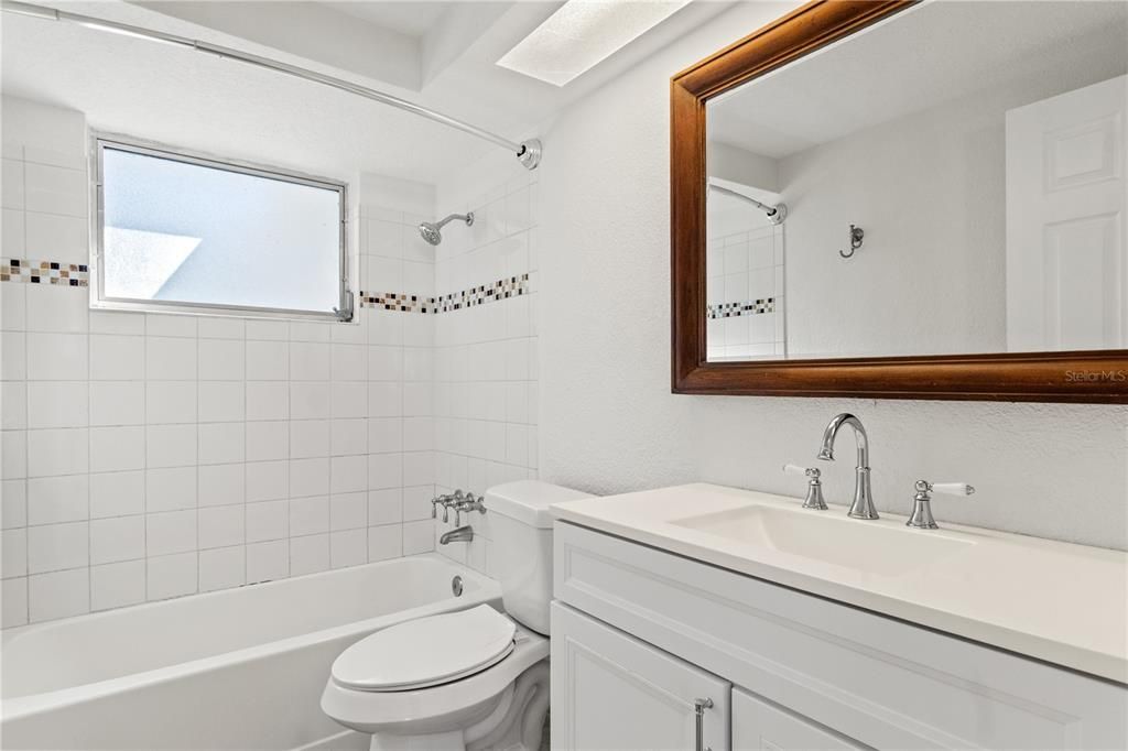 For Rent: $1,750 (2 beds, 2 baths, 1259 Square Feet)