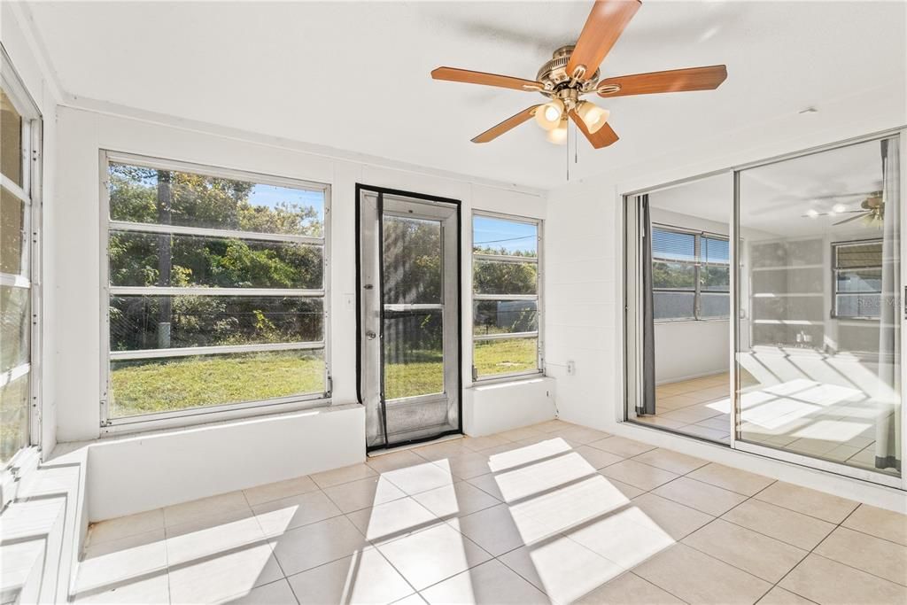 For Rent: $1,750 (2 beds, 2 baths, 1259 Square Feet)