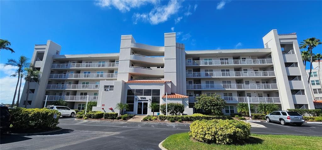 На продажу: $599,000 (2 спален, 2 ванн, 1080 Квадратных фут)