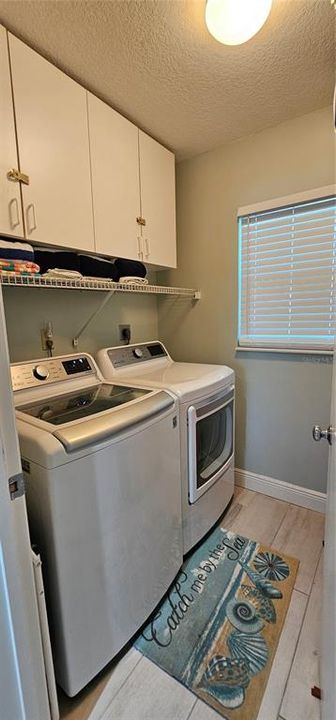 На продажу: $599,000 (2 спален, 2 ванн, 1080 Квадратных фут)