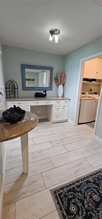 На продажу: $599,000 (2 спален, 2 ванн, 1080 Квадратных фут)