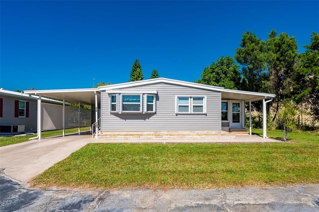 На продажу: $135,000 (2 спален, 2 ванн, 828 Квадратных фут)