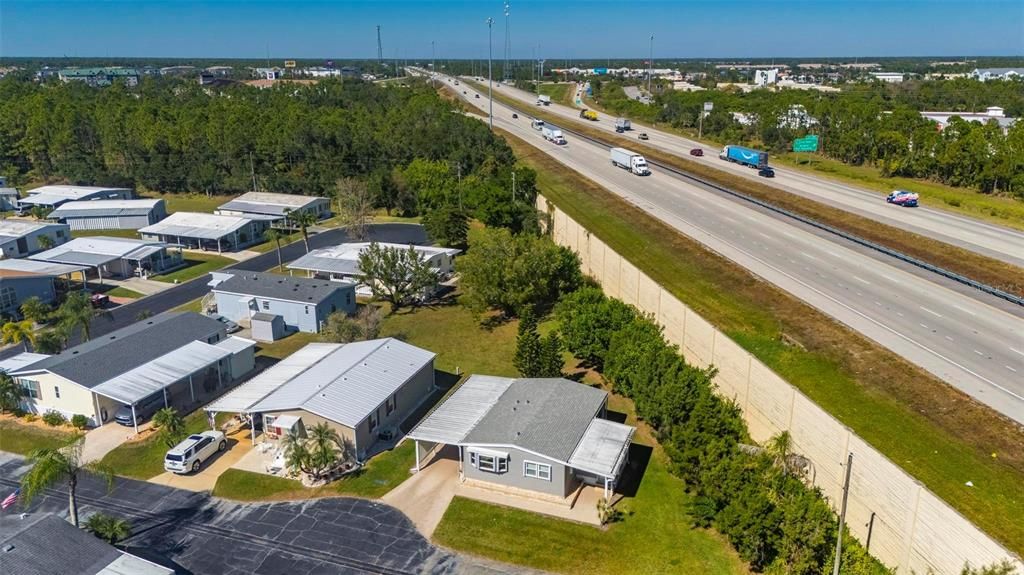 На продажу: $135,000 (2 спален, 2 ванн, 828 Квадратных фут)