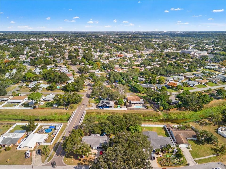 待售: $499,000 (4 贝兹, 2 浴室, 1800 平方英尺)