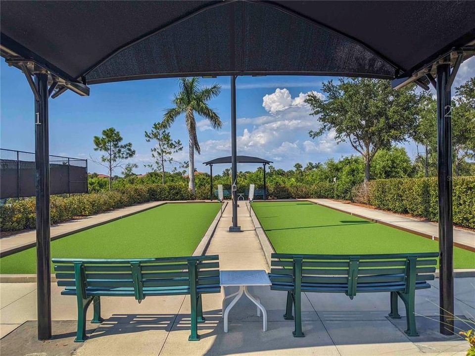 出租: $2,445 (3 贝兹, 2 浴室, 185 平方英尺)