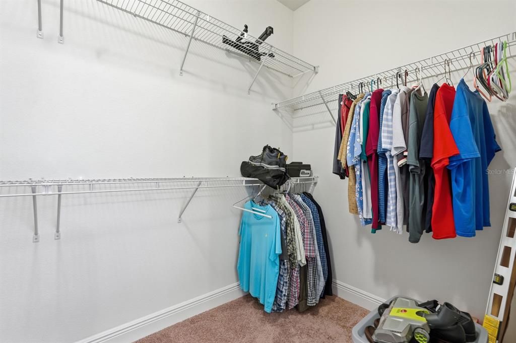 На продажу: $399,900 (3 спален, 2 ванн, 1813 Квадратных фут)