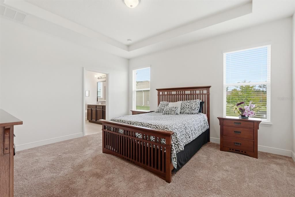 На продажу: $399,900 (3 спален, 2 ванн, 1813 Квадратных фут)