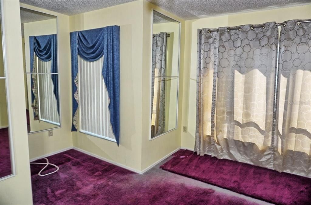 En Venta: $279,900 (3 camas, 3 baños, 1476 Pies cuadrados)