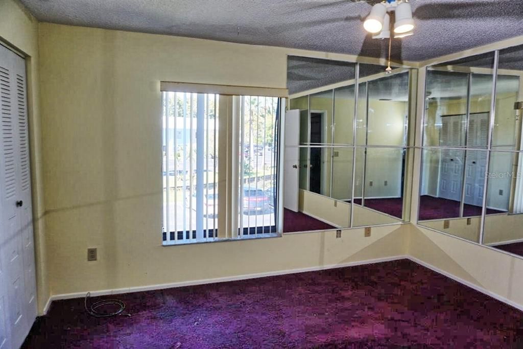 En Venta: $279,900 (3 camas, 3 baños, 1476 Pies cuadrados)