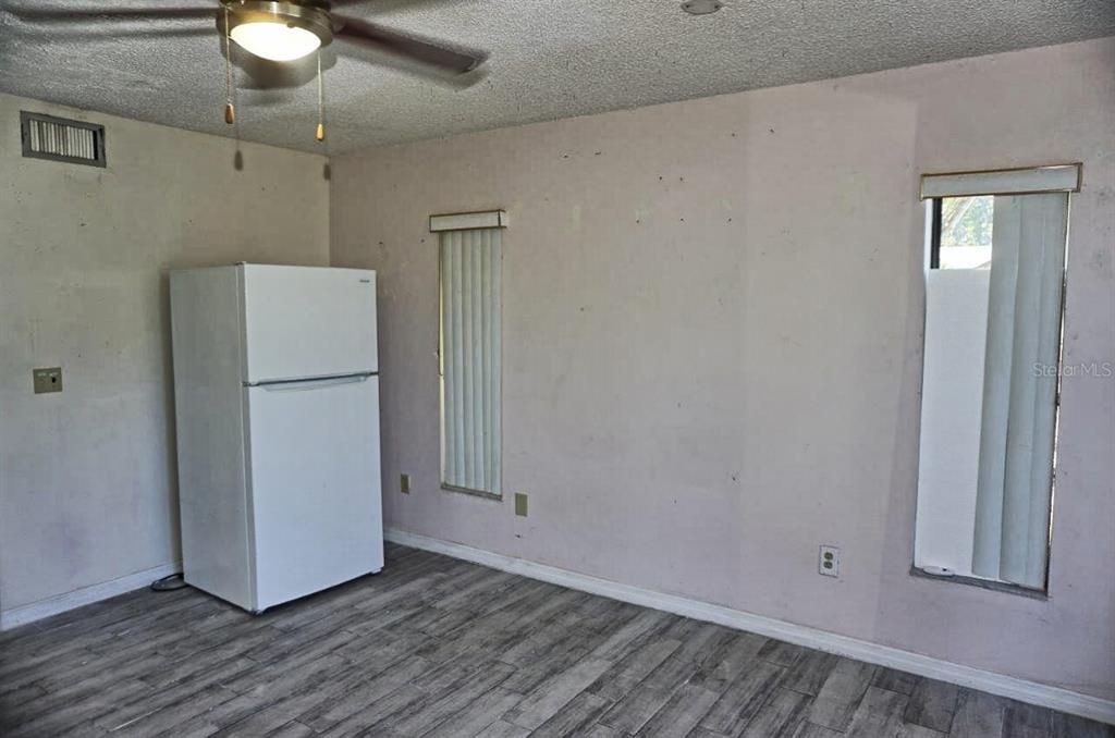 En Venta: $279,900 (3 camas, 3 baños, 1476 Pies cuadrados)