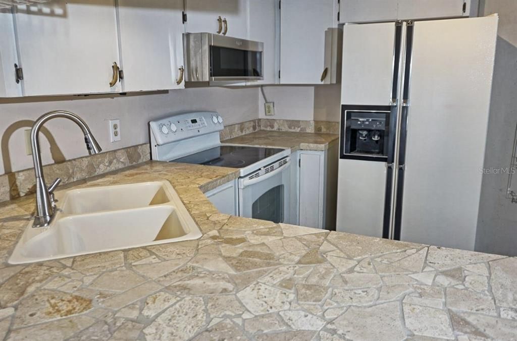 En Venta: $279,900 (3 camas, 3 baños, 1476 Pies cuadrados)