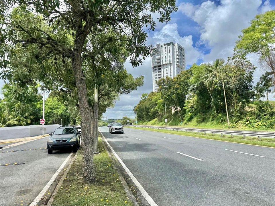 На продажу: $450,000 (2 спален, 1 ванн, 8826 Квадратных фут)