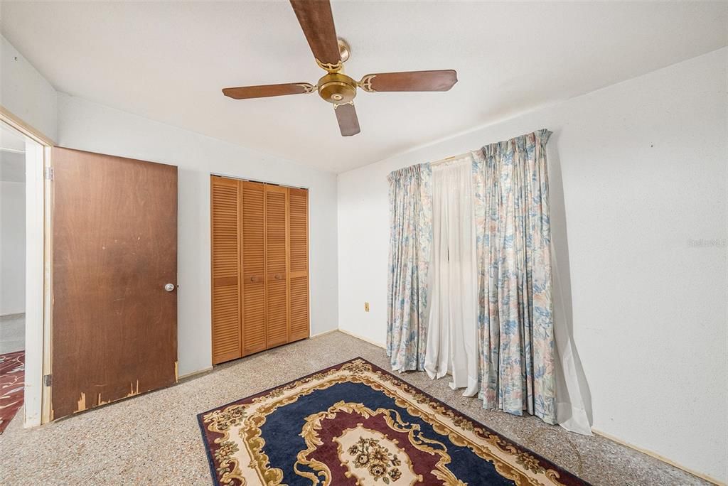 For Sale: $285,000 (2 beds, 2 baths, 1160 Square Feet)