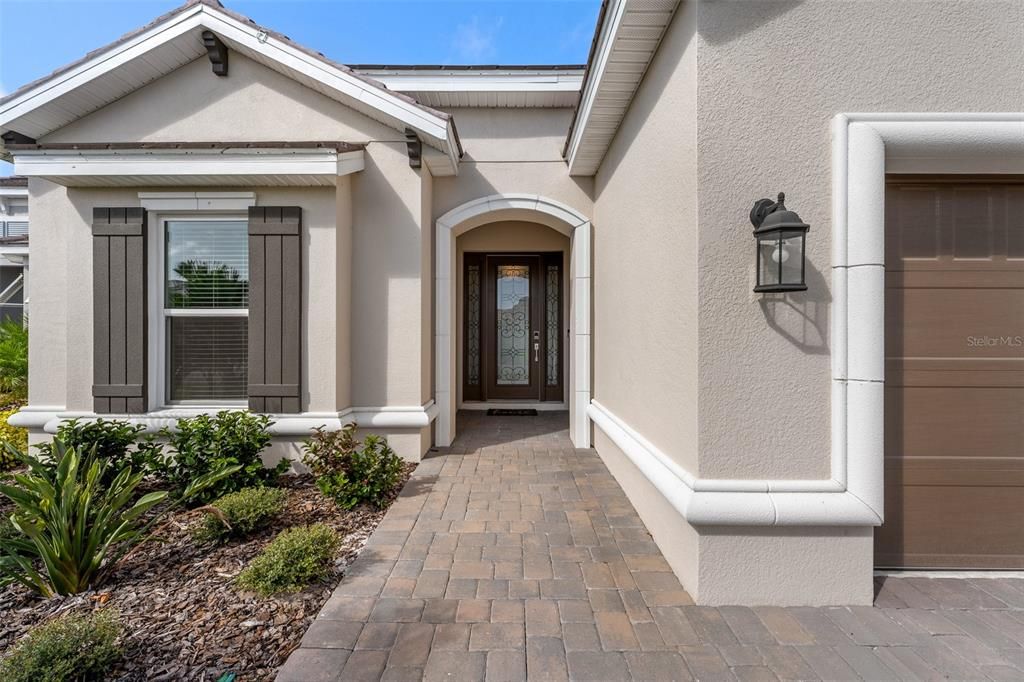 Под контрактом: $599,000 (3 спален, 3 ванн, 2335 Квадратных фут)