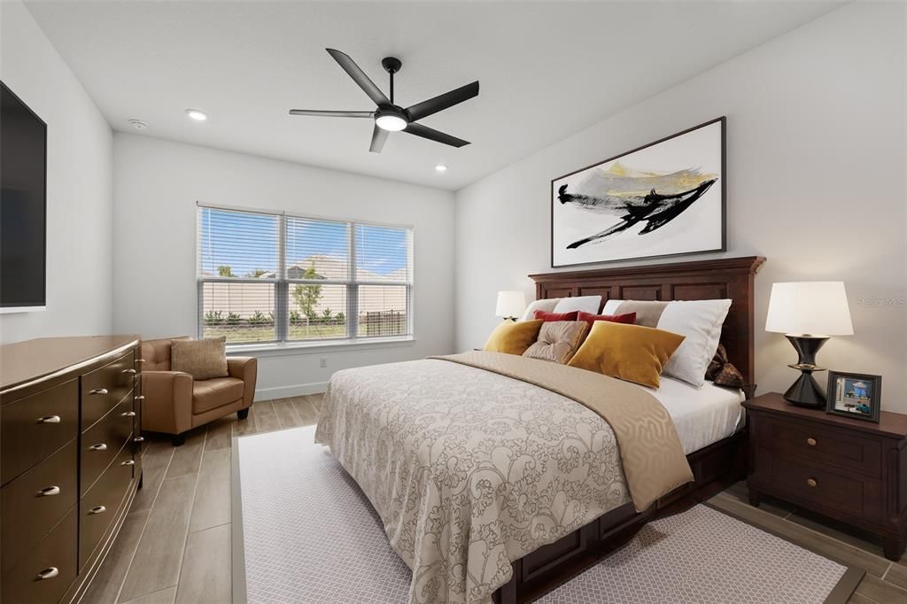 Под контрактом: $599,000 (3 спален, 3 ванн, 2335 Квадратных фут)