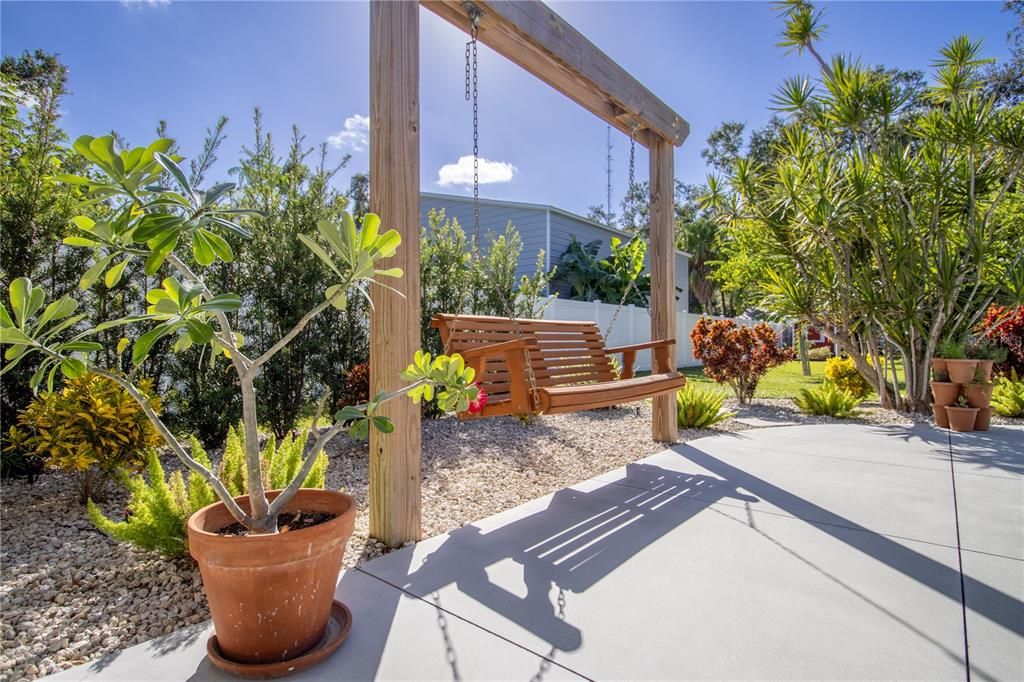 待售: $780,000 (3 贝兹, 2 浴室, 2330 平方英尺)