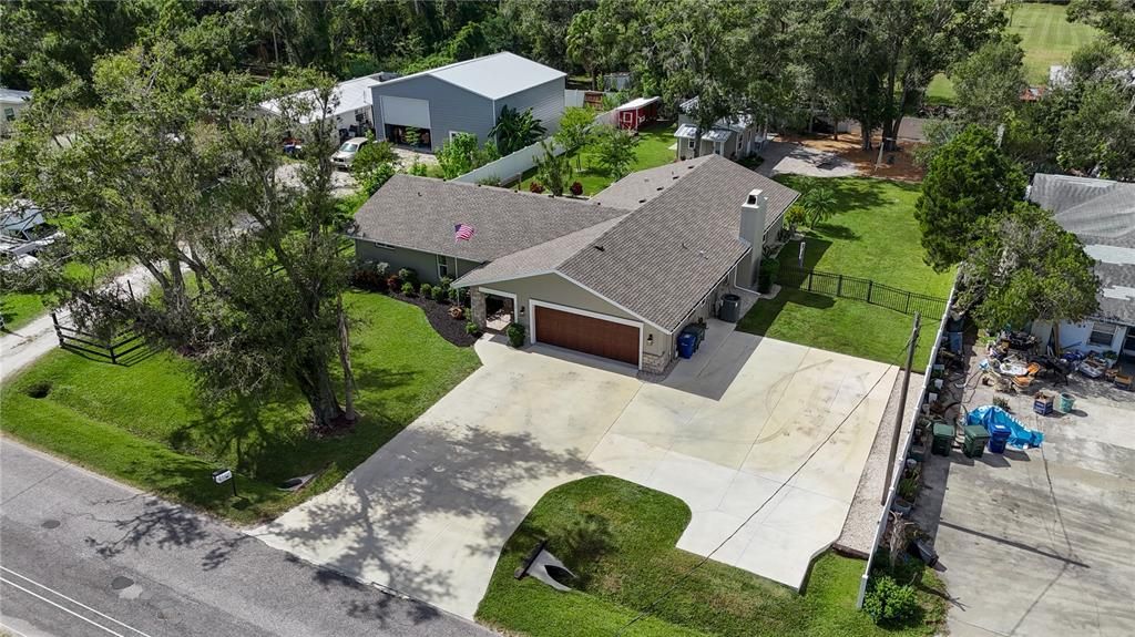 待售: $780,000 (3 贝兹, 2 浴室, 2330 平方英尺)