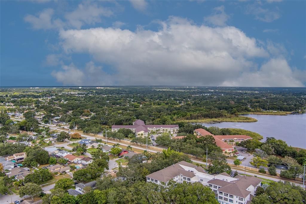 待售: $320,000 (2 贝兹, 2 浴室, 1700 平方英尺)