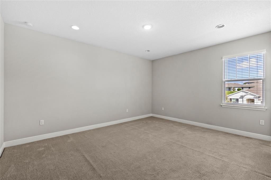 待售: $649,000 (5 贝兹, 3 浴室, 3197 平方英尺)