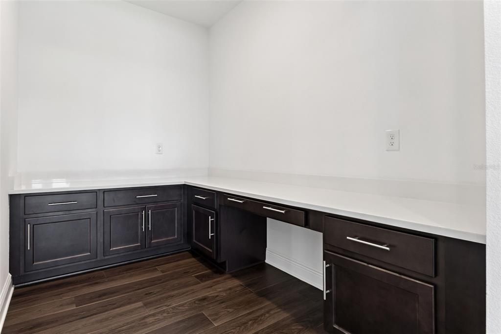 En Venta: $2,211,500 (5 camas, 4 baños, 4423 Pies cuadrados)