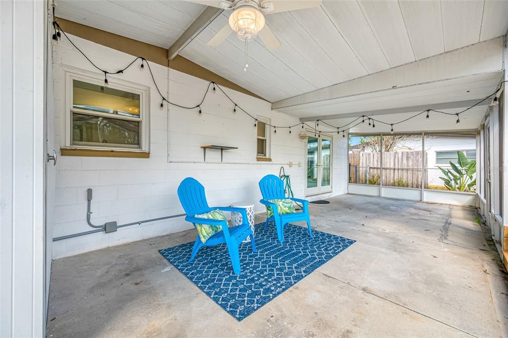 Под контрактом: $375,000 (3 спален, 2 ванн, 1613 Квадратных фут)