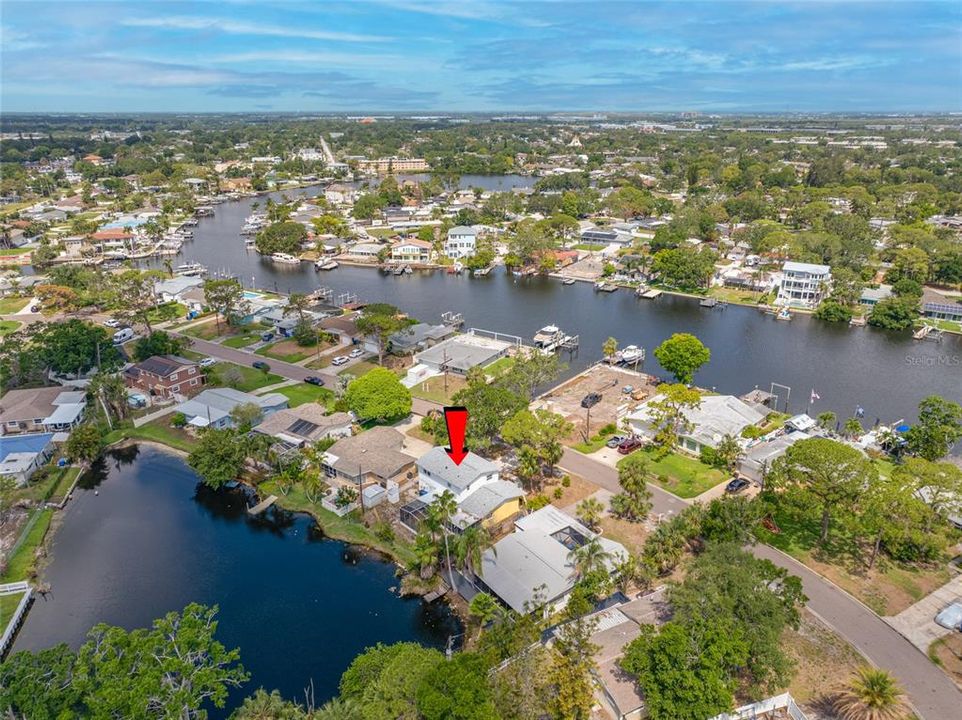 Под контрактом: $375,000 (3 спален, 2 ванн, 1613 Квадратных фут)